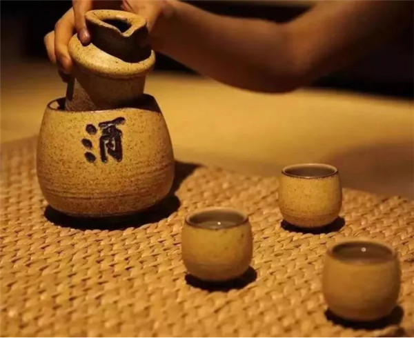月下一杯酒，萬事盡浮休。65.jpg
