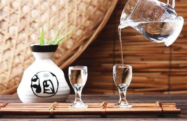 中秋酒禮丨月已滿，杯莫空，佳節(jié)有酒萬事足！509.jpg